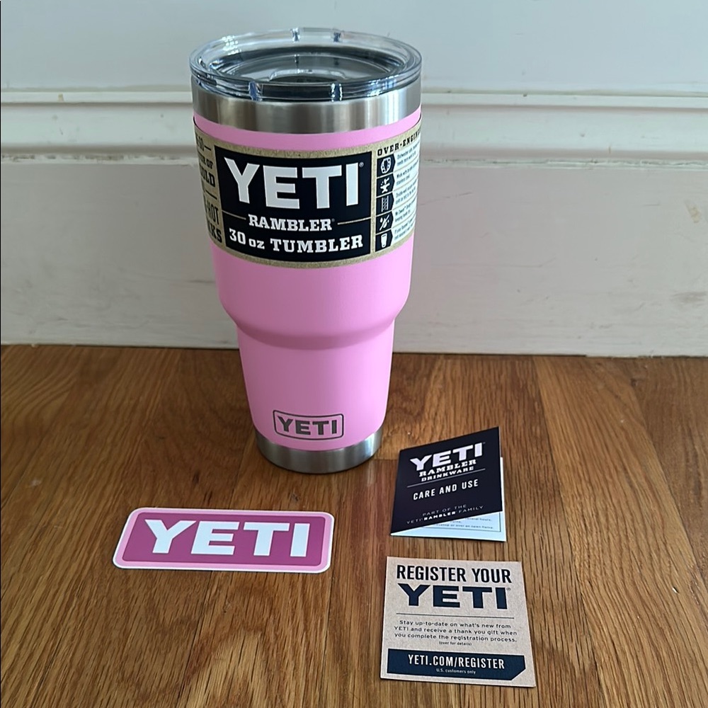 NWT YETI Rambler 30 oz Tumbler Power Pink
